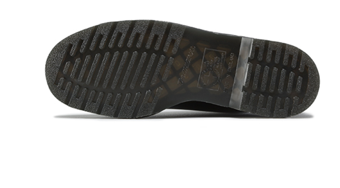 dr martens les boanil brush